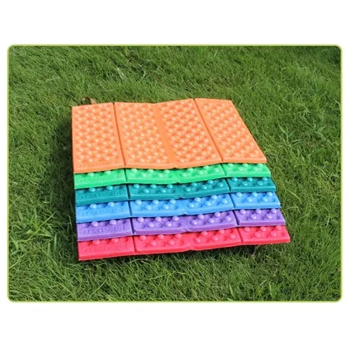 2 PCS Portable Folding Cellular Massage Cushion Outdoors Damp Proof Picnic Seat Mats EVA Pad(Light Green)
