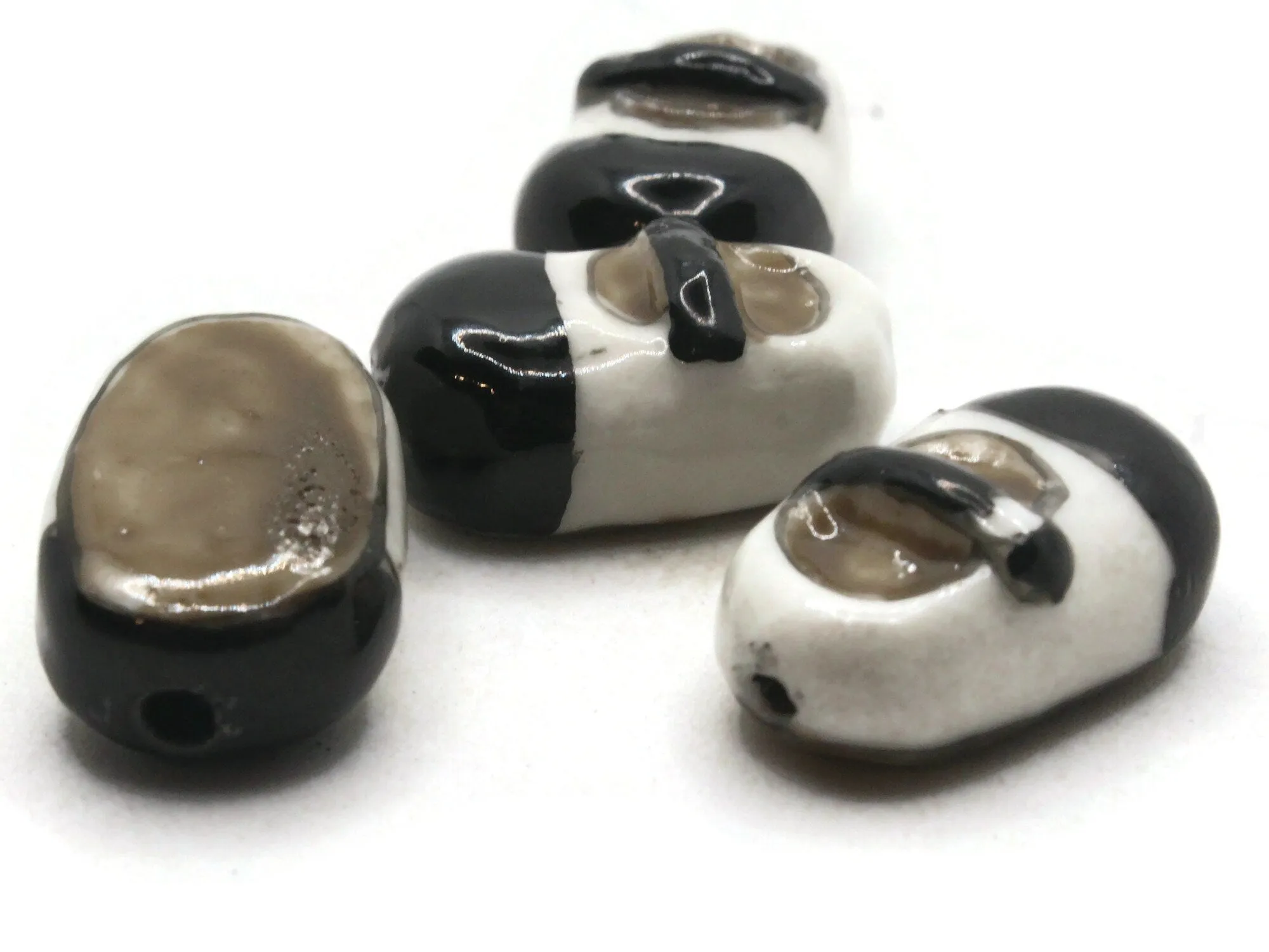 4 20mm Porcelain Buckle Shoe Black and White Footwear Beads