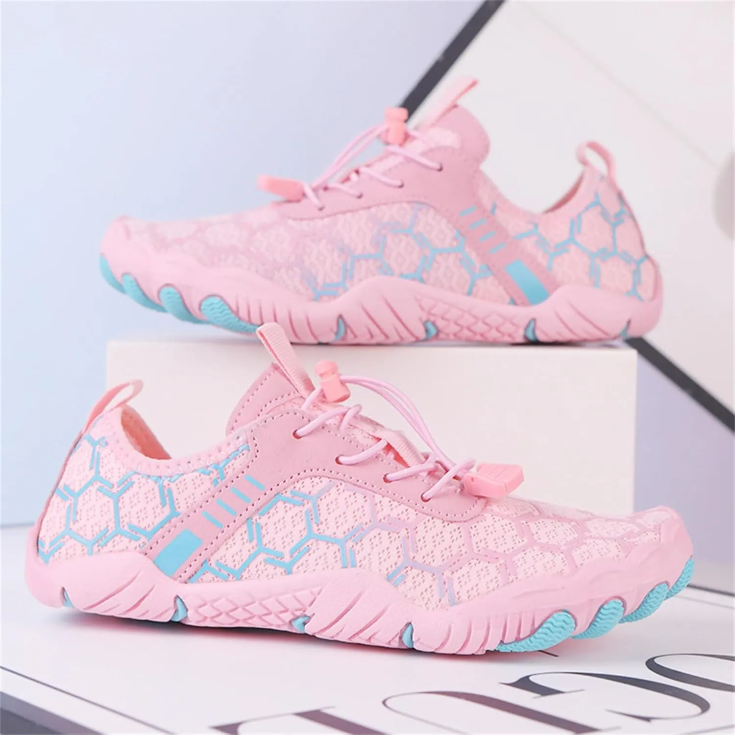 Hiking Shoes for Women Men Lightweight Non-Slip Barefoot Shoes Quick Dry Wide Toe Box Water Shoes Athletic Plaid Printed Water Shoes for Swimming Kayaking Surfing Running Exercising Climbing
