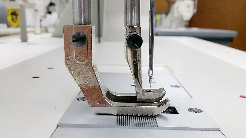 THOR GA243 Extra Heavy Duty Walking Foot Sewing Machine